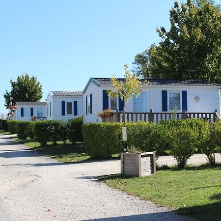 Camping Du Pontis Verteillac Kültér fotó