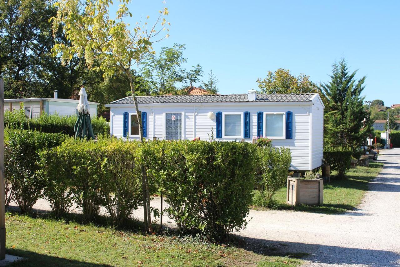 Camping Du Pontis Verteillac Kültér fotó