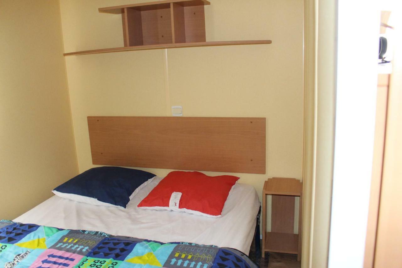 Camping Du Pontis Verteillac Kültér fotó