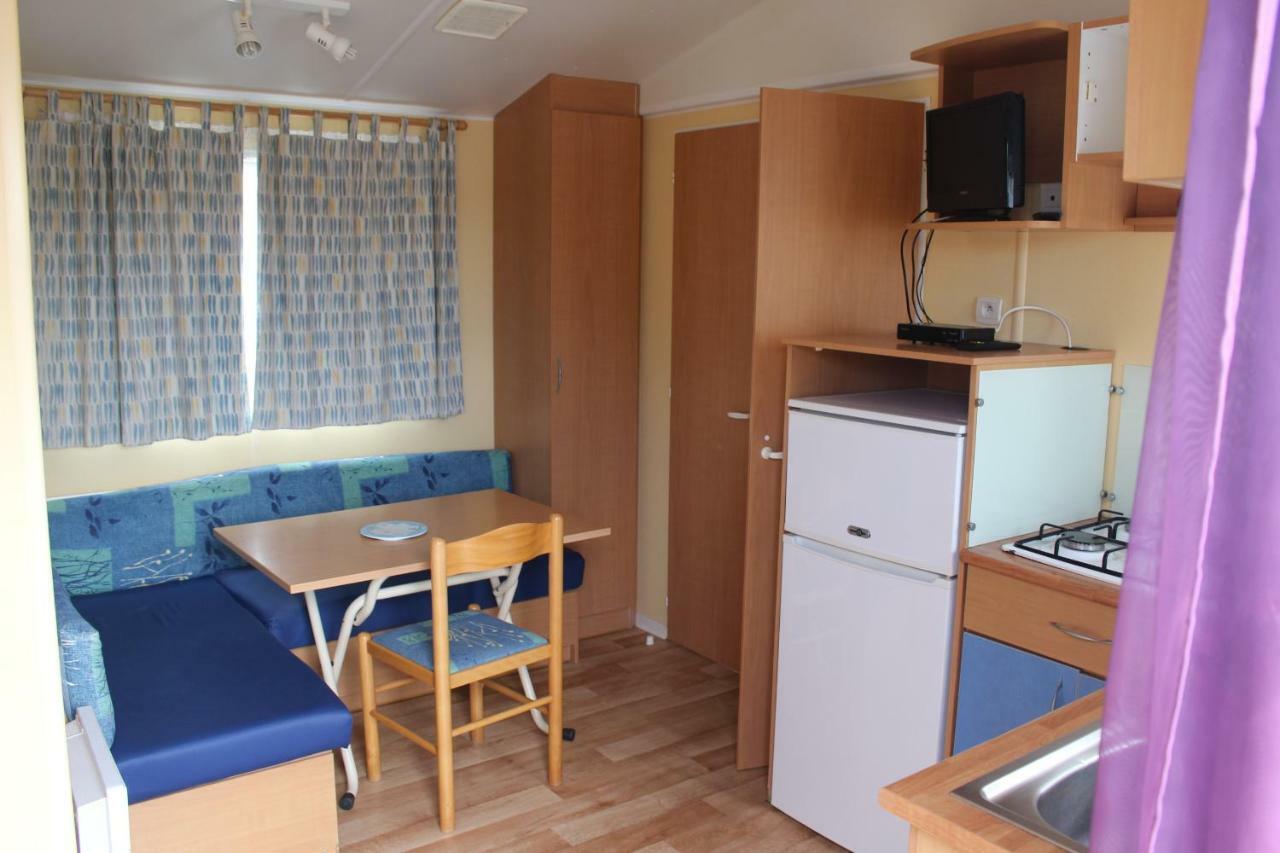 Camping Du Pontis Verteillac Kültér fotó