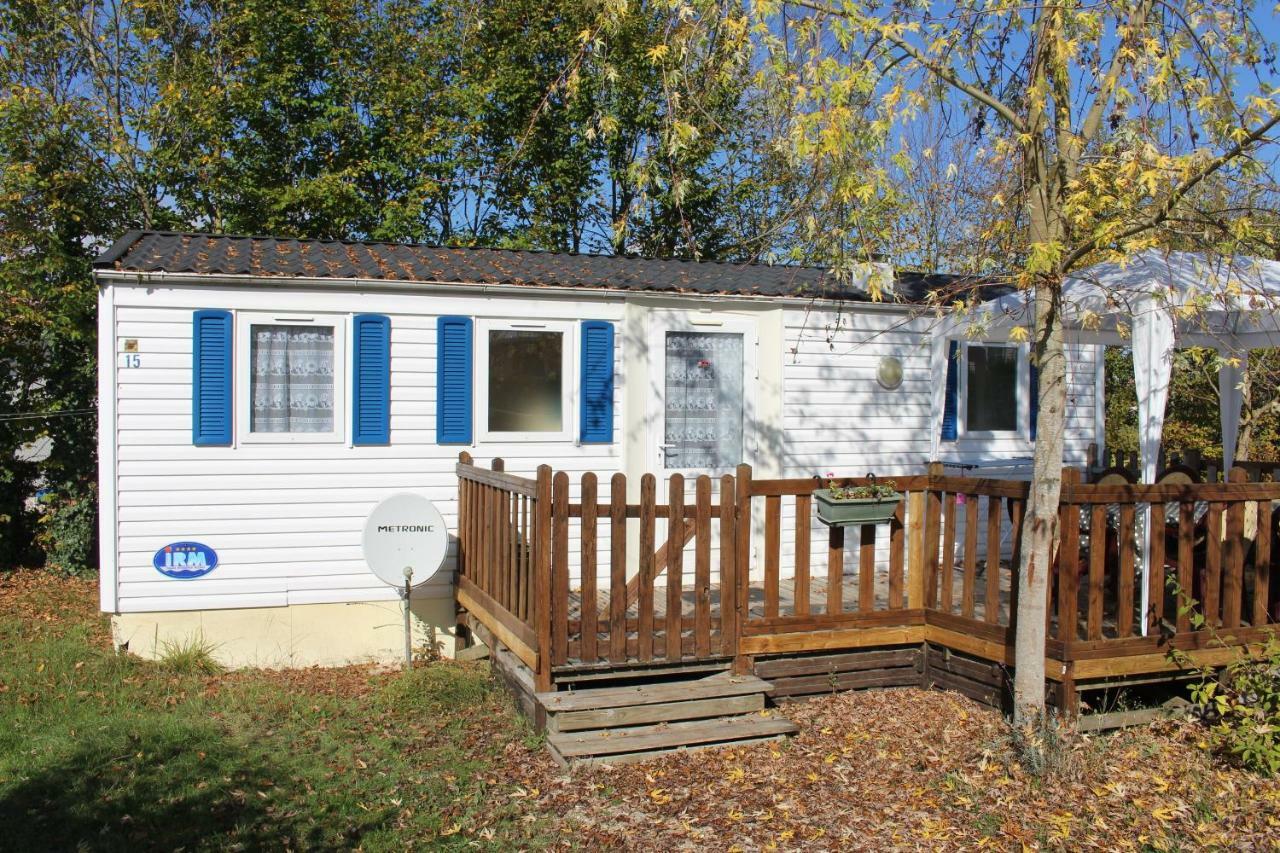 Camping Du Pontis Verteillac Kültér fotó